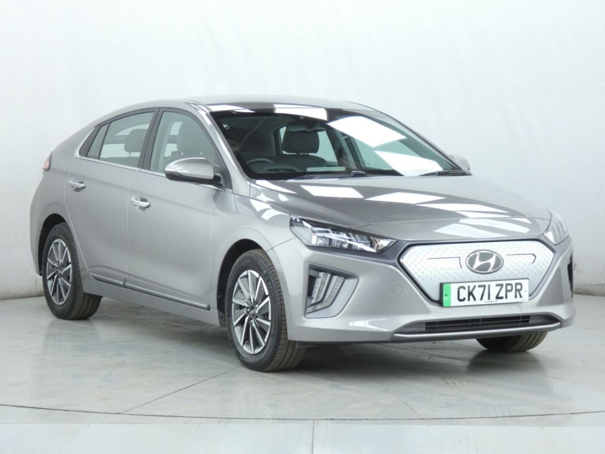 HYUNDAI IONIQ PREMIUM 5D 135 BHP - 2021 - £11,600