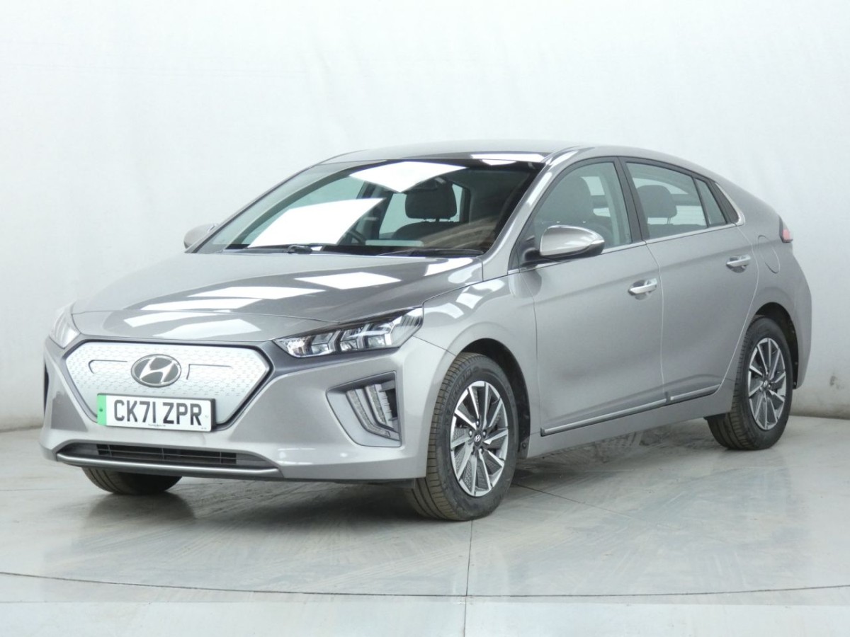 HYUNDAI IONIQ PREMIUM 5D 135 BHP - 2021 - £11,600