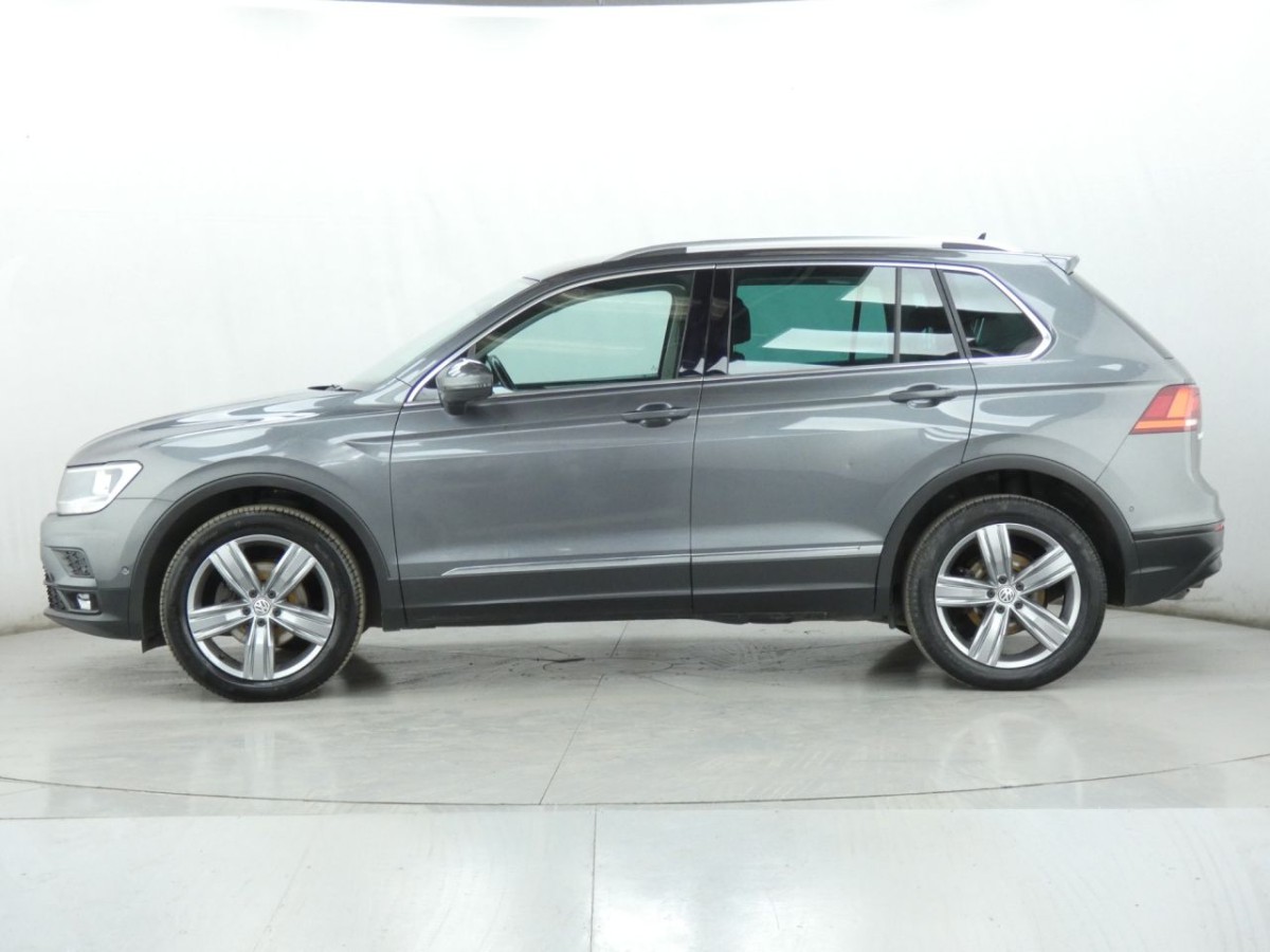 VOLKSWAGEN TIGUAN 2.0 MATCH TDI 4MOTION DSG 5D 148 BHP - 2019 - £12,700