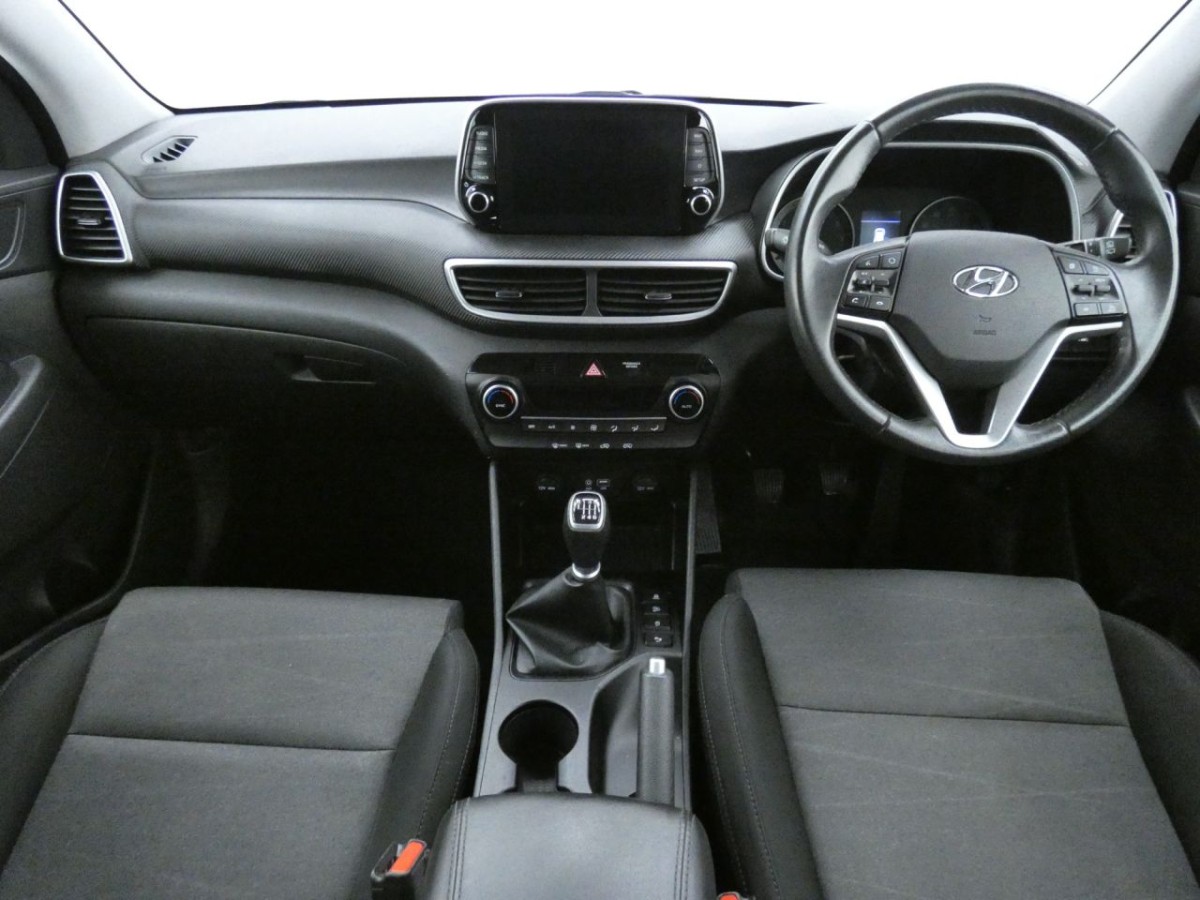 HYUNDAI TUCSON 1.6 GDI SE NAV 5D 130 BHP - 2020 - £14,400