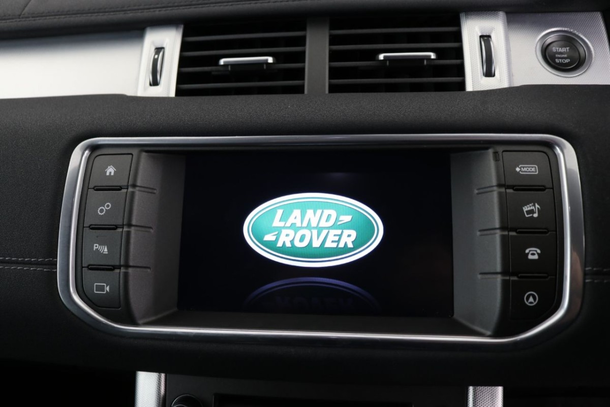 LAND ROVER RANGE ROVER EVOQUE 2.0 TD4 HSE DYNAMIC 5D 177 BHP - 2015 - £24,990