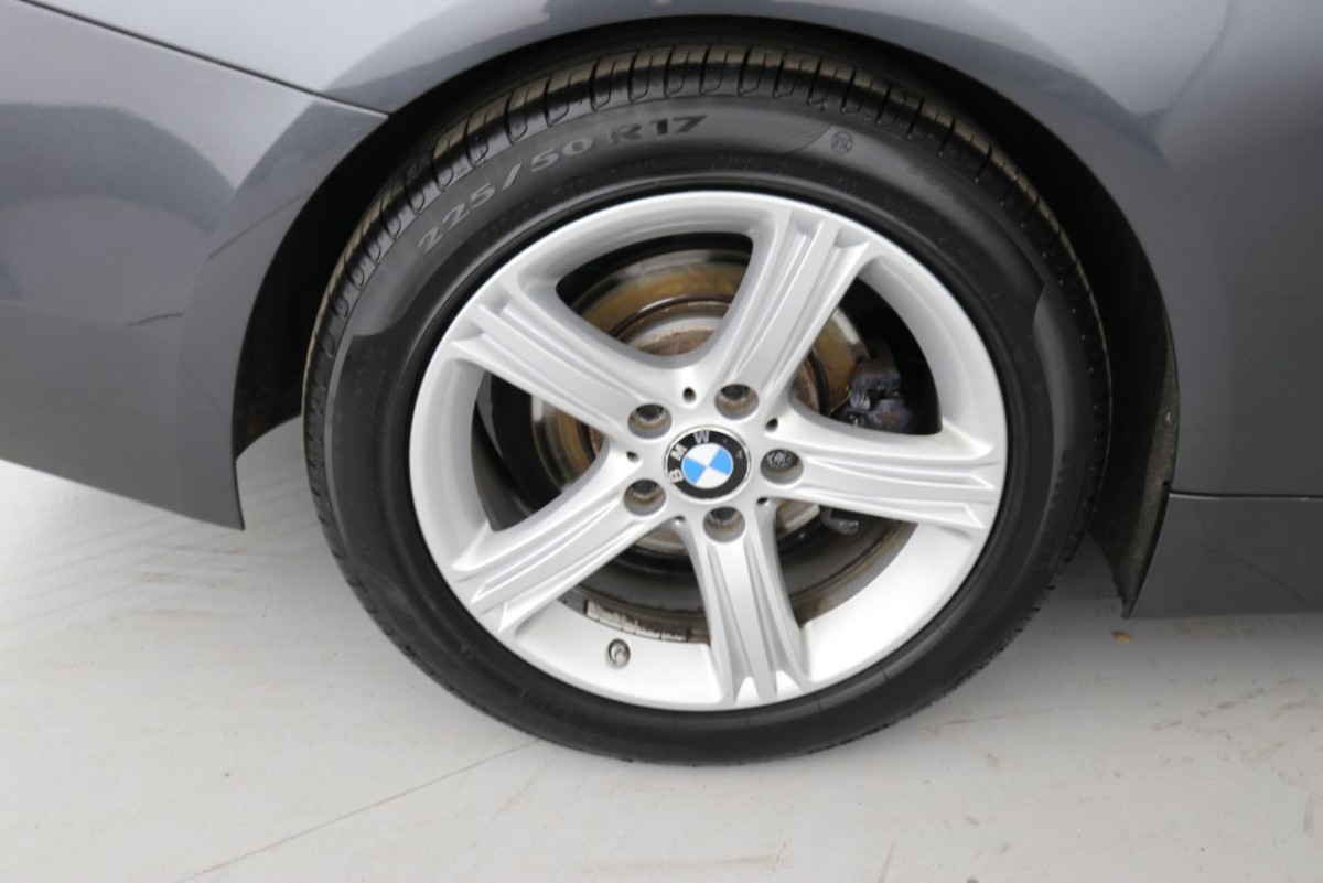 BMW 4 SERIES 2.0 420I SE 2D AUTO 181 BHP COUPE - 2016 - £14,400