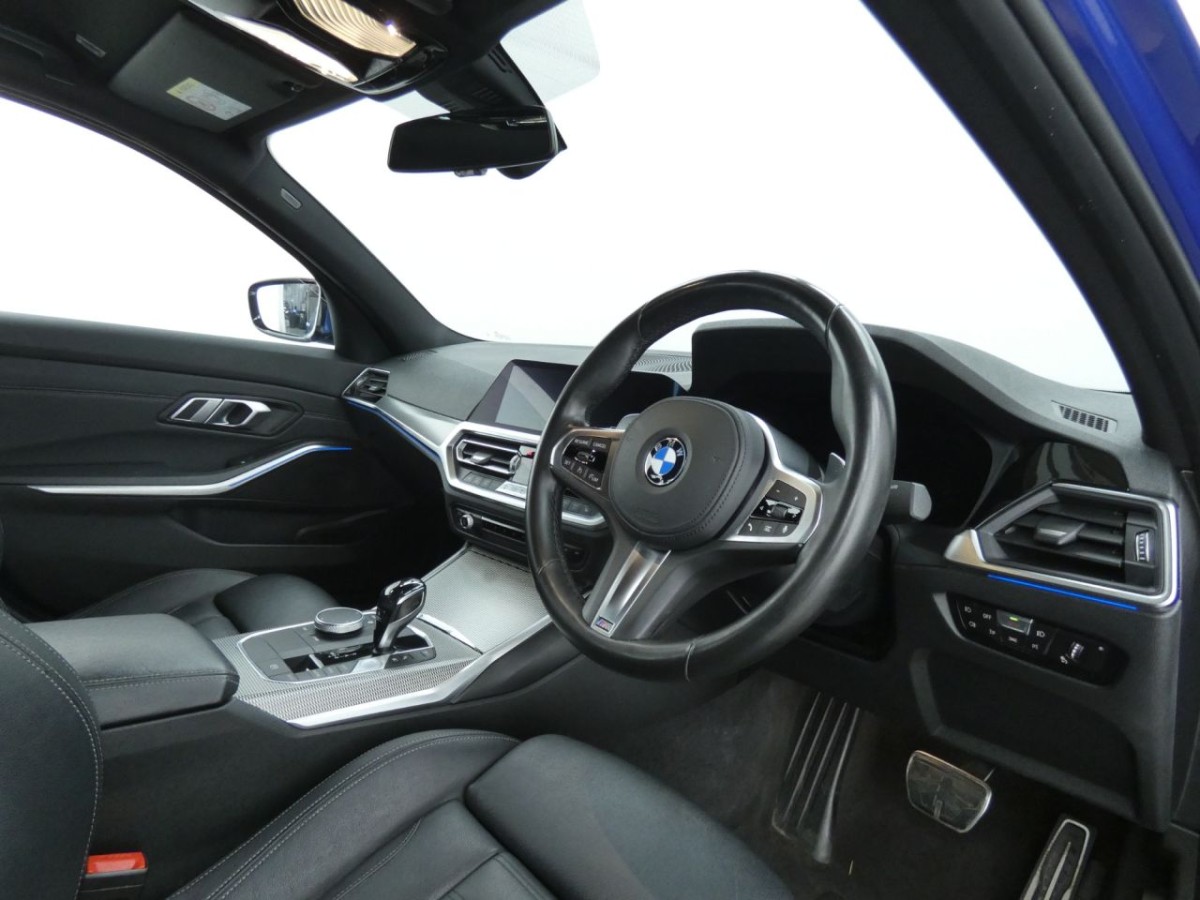 BMW 3 SERIES 2.0 330E M SPORT PHEV 4D 289 BHP - 2020 - £16,700