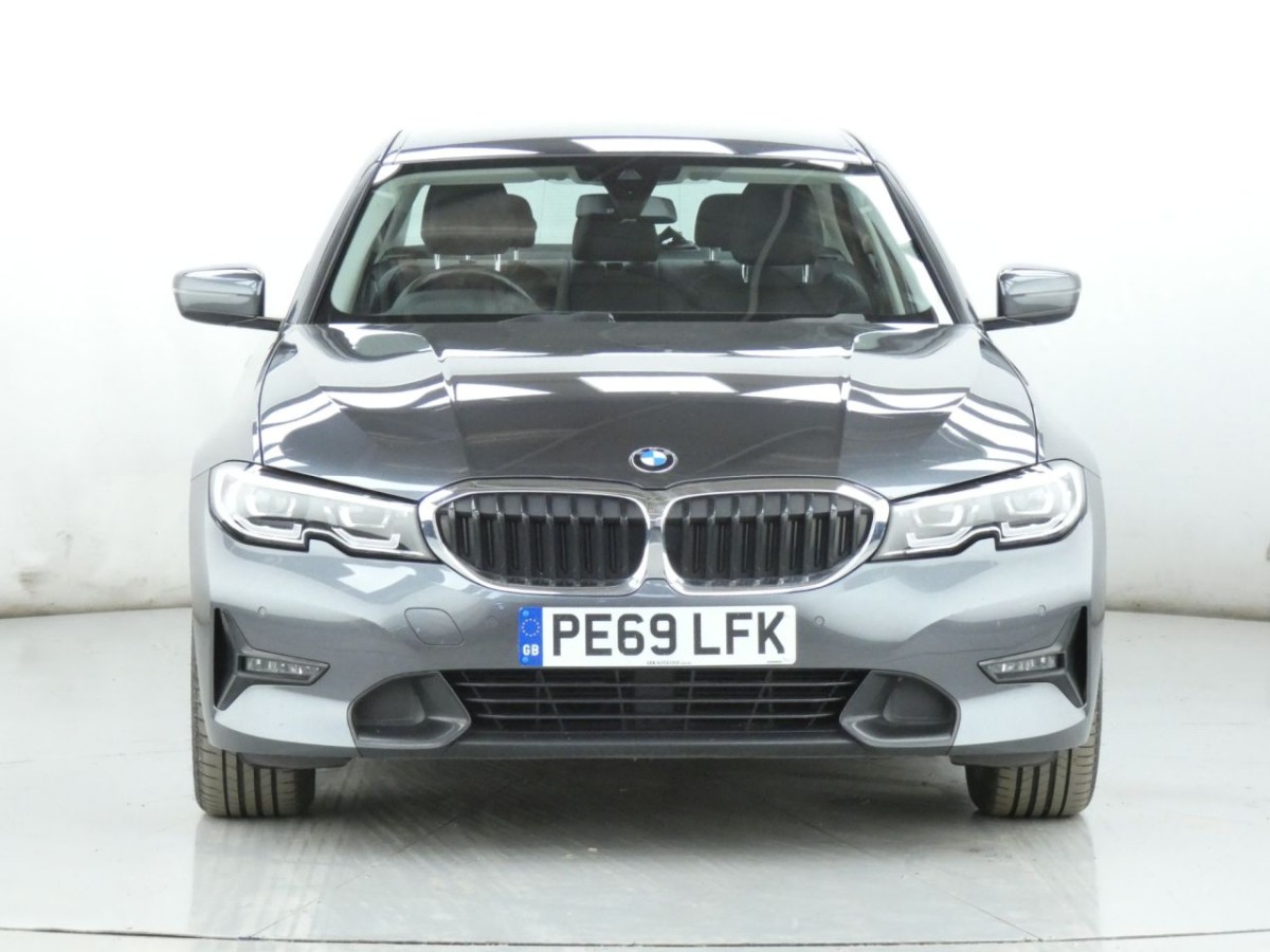 BMW 3 SERIES 2.0 330E SPORT PRO 4D 289 BHP - 2019 - £15,990