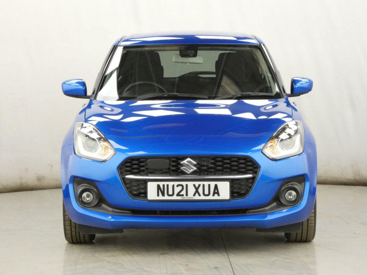 SUZUKI SWIFT 1.2 SZ-T DUALJET MHEV 5D 82 BHP - 2021 - £11,990