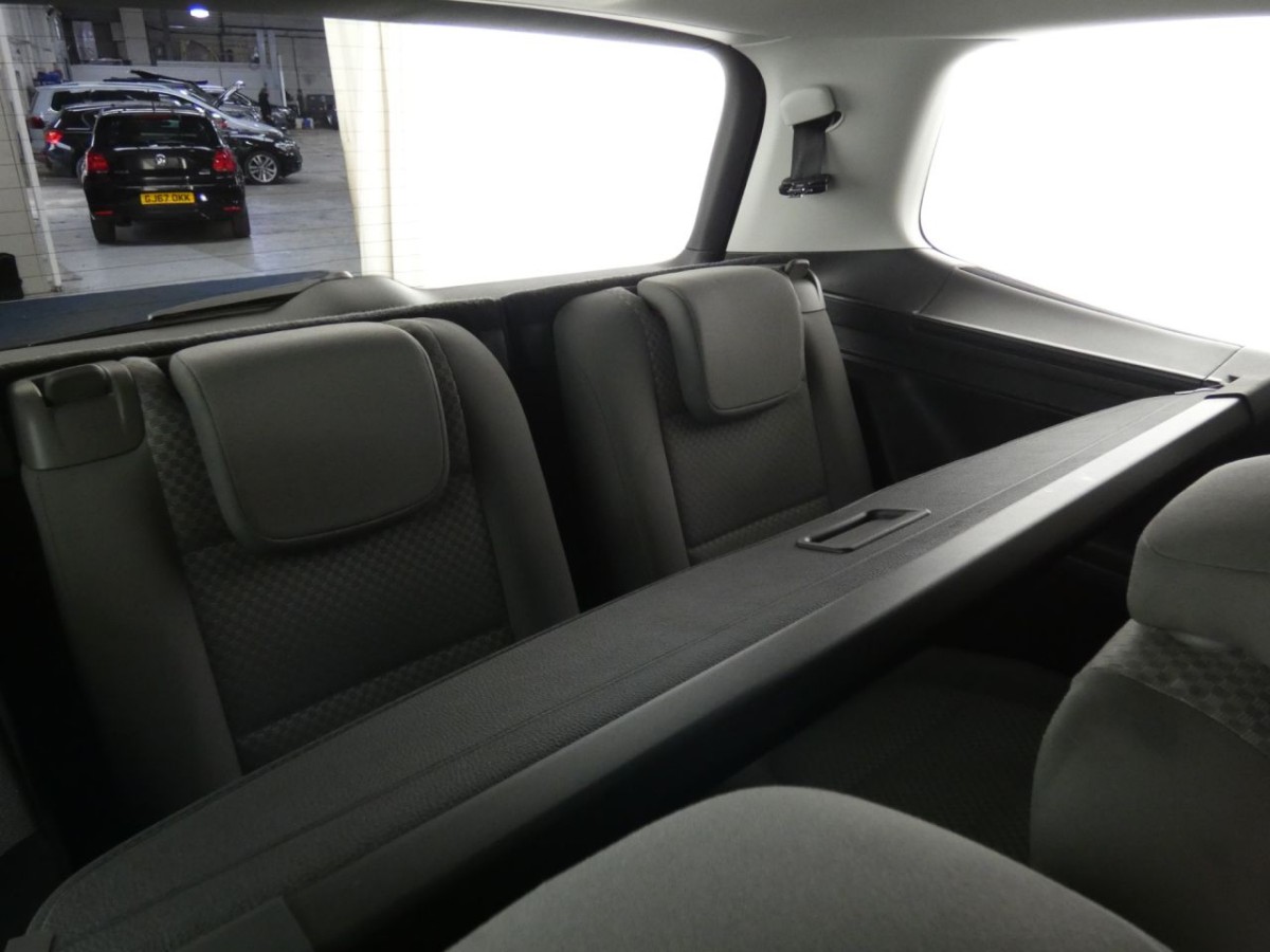 SEAT ALHAMBRA 2.0 TDI ECOMOTIVE S 5D 150 BHP - 2018 - £19,700